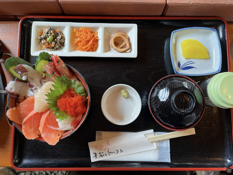 炭火海鮮番屋的午餐